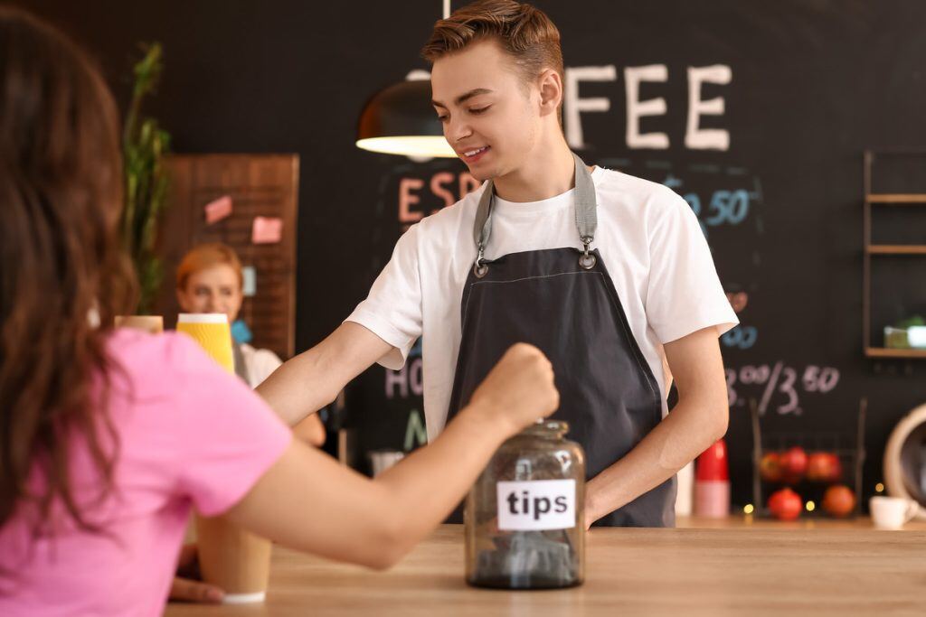 Tipping in Fiji Is it Customary to Tip in Fiji?